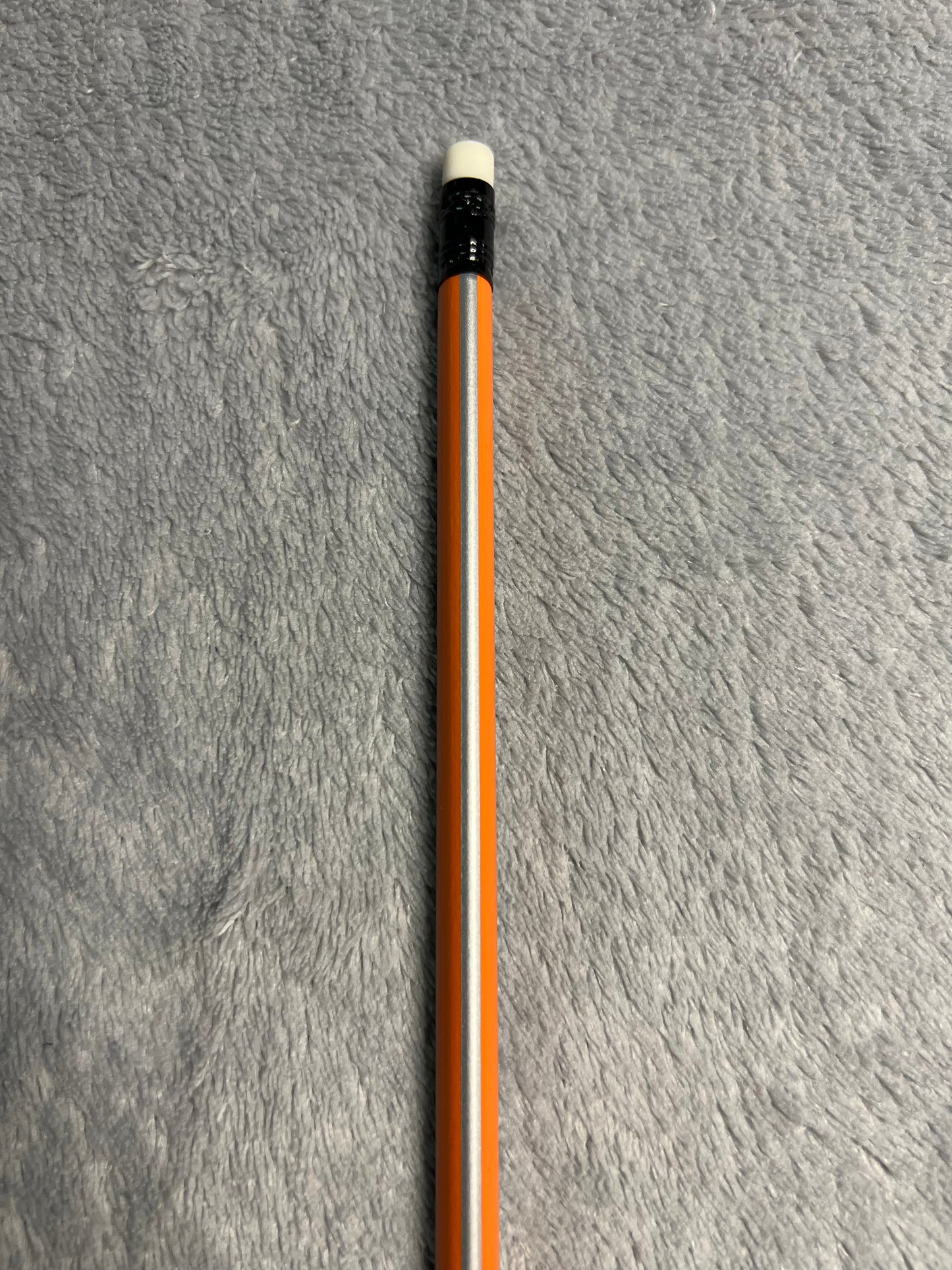 Crayon avec gomme HB